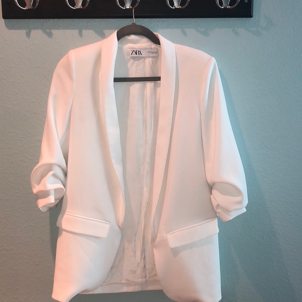 Zara White Blazer